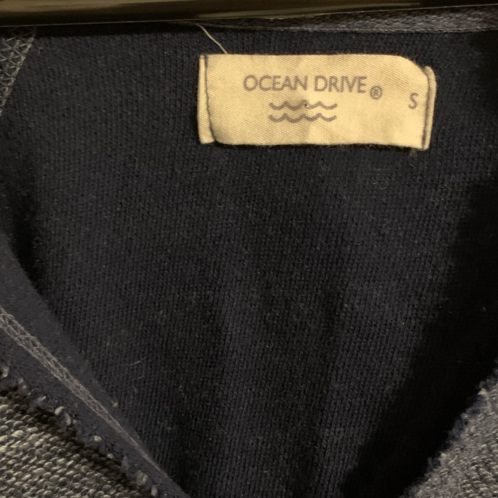 Ocean drive - Picture 3 of 3